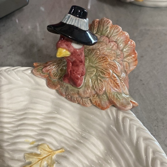 2 Vtg Fitz and Floyd Pilgrim's Progress Leaf Turkey Thanksgiving Serving Platter - Picture 4 of 16